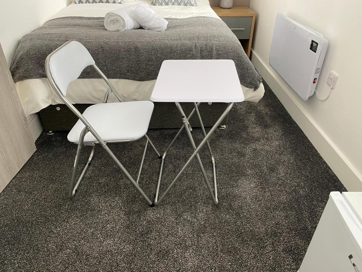 2B Spv Double En-Suite Room เวคฟิลด์ ภายนอก รูปภาพ