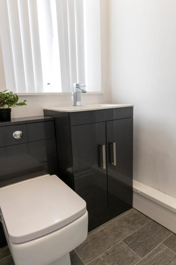 2B Spv Double En-Suite Room เวคฟิลด์ ภายนอก รูปภาพ